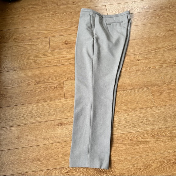 Tahari dress pants, size 10. Fine houndstooth in grey and white. - Picture 5 of 7